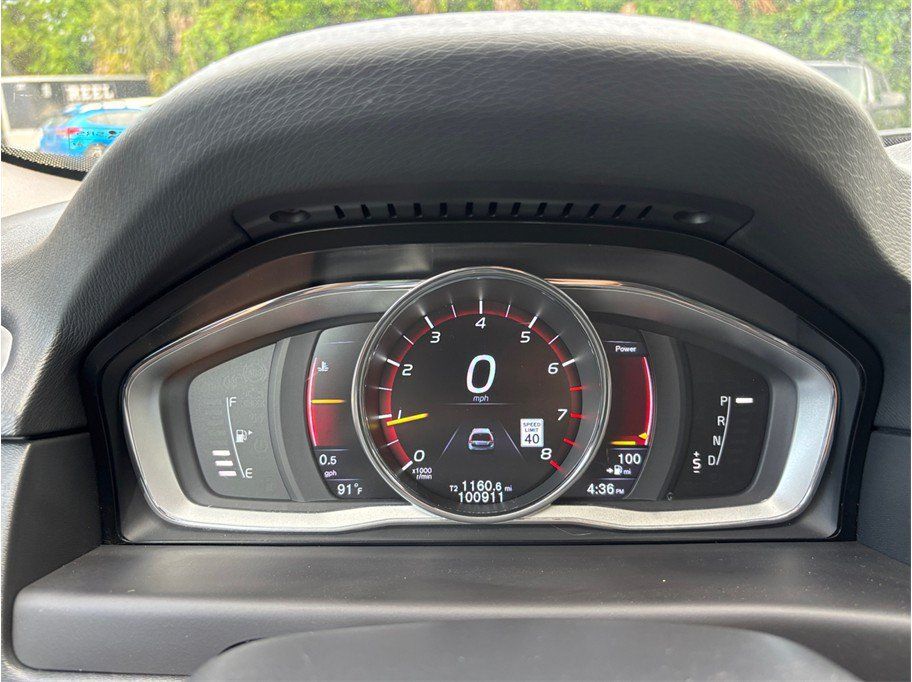 Used 2016 Volvo XC70 T5 Platinum AWD/4WD image 21