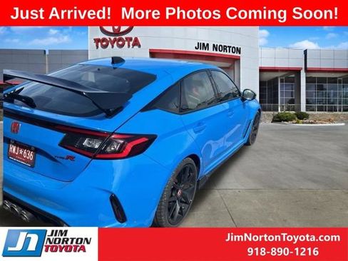 Used 2023 Honda Civic Type R image 4