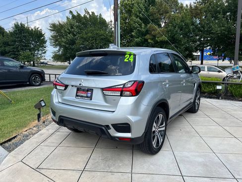 Used 2024 Mitsubishi Outlander Sport ES AWD/4WD image 11