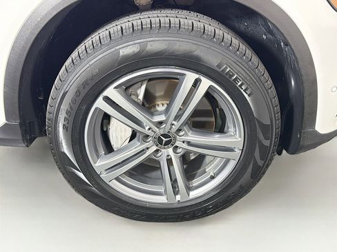 Used 2022 Mercedes-Benz GLC 300 4MATIC image 35