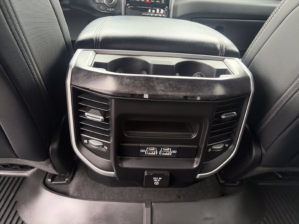 Used 2022 RAM 1500 Big Horn AWD/4WD image 40