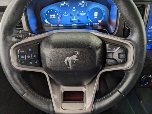 Certified 2025 Ford Bronco Badlands AWD/4WD image 51