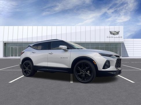 Used 2020 Chevrolet Blazer RS FWD image 1