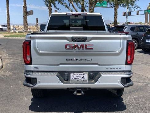Used 2020 GMC Sierra 2500 Denali w/ Technology Package AWD/4WD image 5