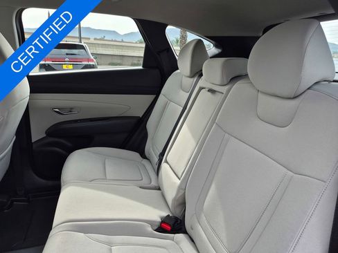 Used 2025 Hyundai Tucson SE image 14