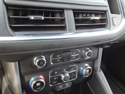 Used 2023 GMC Yukon SLE w/ Gmc Pro Safety Plus Package image 20