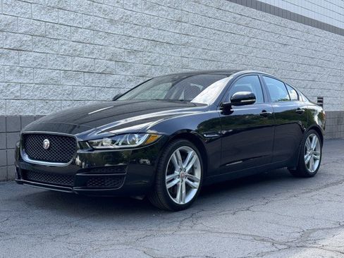Used 2017 Jaguar XE Prestige AWD/4WD image 1