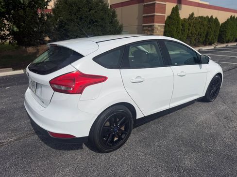 Used 2018 Ford Focus SE FWD image 8