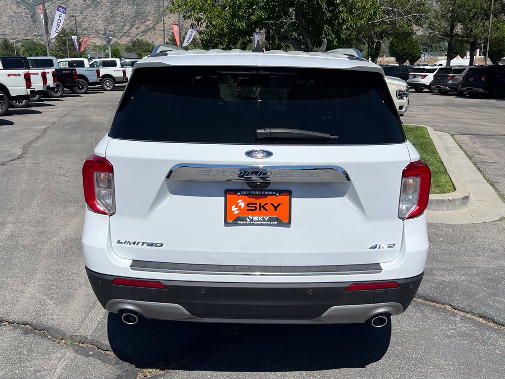Used 2023 Ford Explorer Limited AWD/4WD image 10
