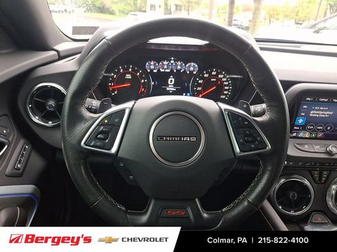 Used 2022 Chevrolet Camaro SS RWD image 21