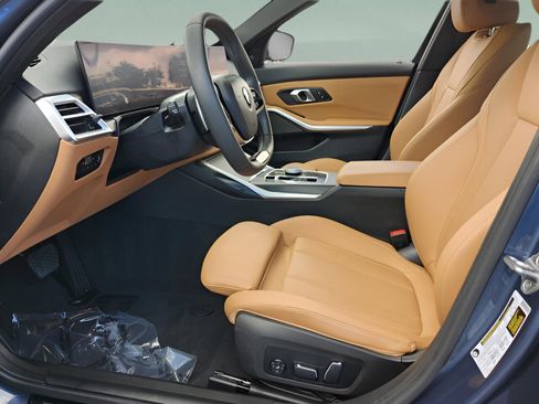 Certified 2025 BMW 330i Sedan w/ M Sport Package image 9