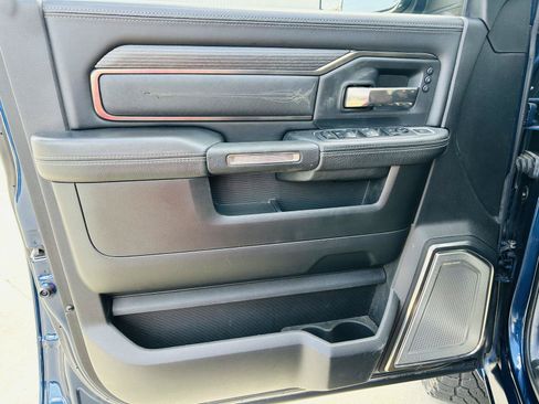 Used 2019 RAM 2500 Limited AWD/4WD image 16