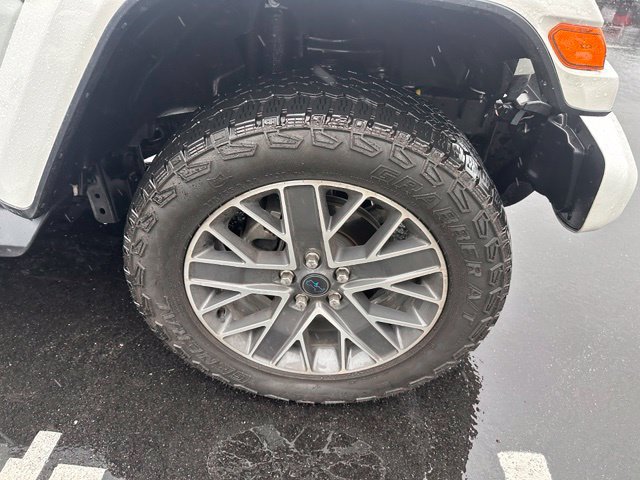 Used 2024 Jeep Wrangler High Altitude AWD/4WD image 13