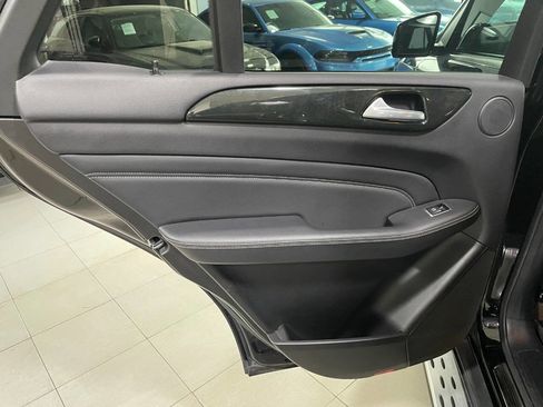 Used 2015 Mercedes-Benz ML 350 4MATIC image 19