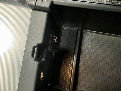 Used 2022 BMW 330i xDrive Sedan image 28