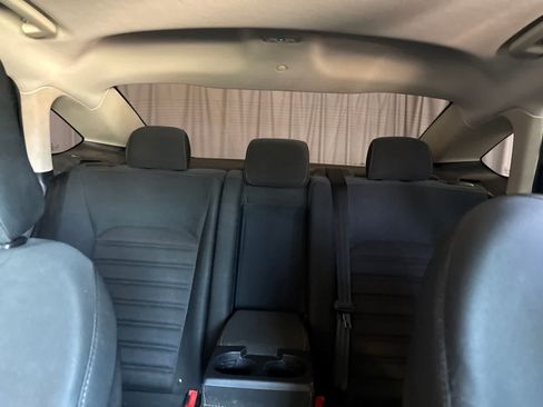Used 2018 Ford Fusion SE FWD image 22