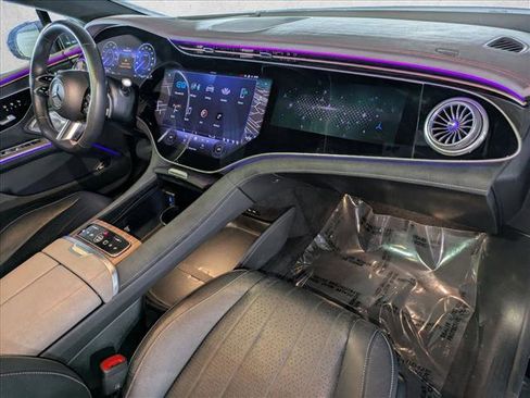 Certified 2023 Mercedes-Benz EQS 580 4MATIC Sedan image 21