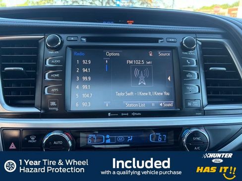 Used 2019 Toyota Highlander Limited Platinum AWD/4WD image 10