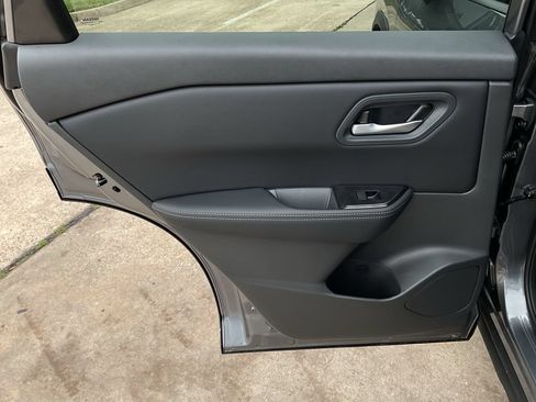 New 2026 Nissan Rogue SV AWD/4WD image 17