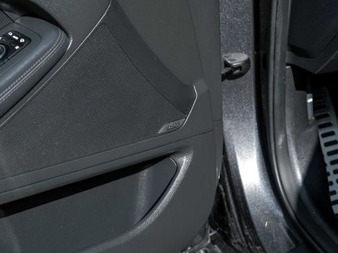 Used 2019 Genesis G80 3.8 w/ Sport Package 02 image 43