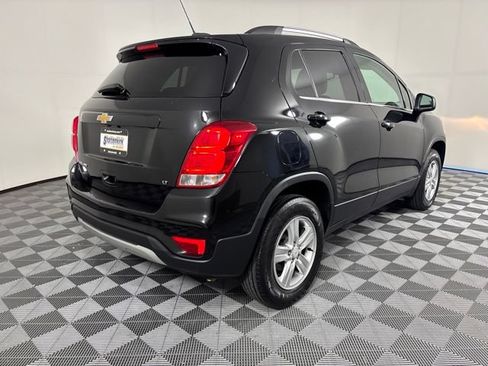 Used 2022 Chevrolet Traverse LT AWD/4WD image 6