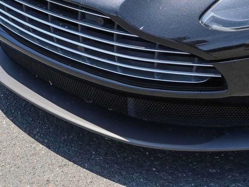 Used 2020 Aston Martin DB11 Coupe RWD image 4