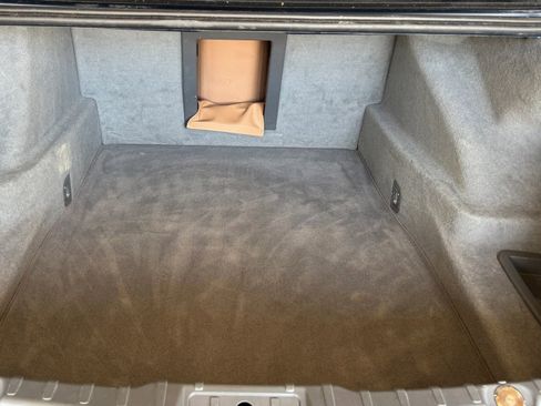 Used 2015 BMW 740Li image 8