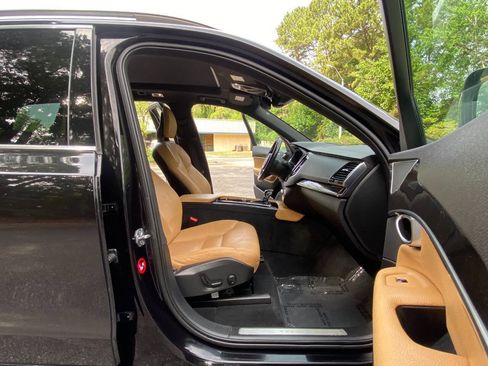 Used 2018 Volvo XC90 T6 Momentum w/ Convenience Package AWD/4WD image 64