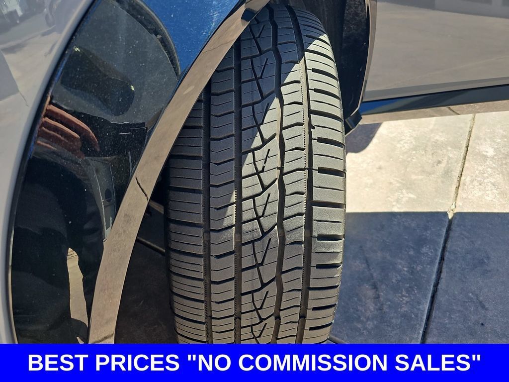 Used 2023 Nissan Ariya AWD/4WD image 35