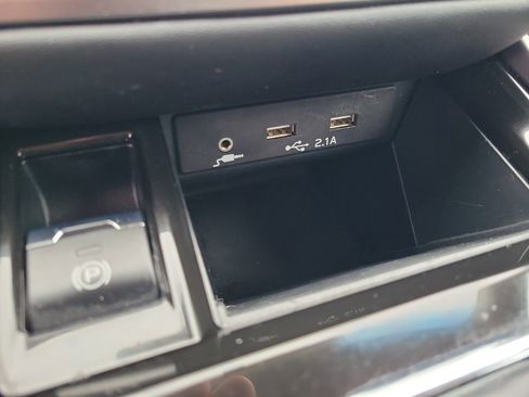 Used 2022 Subaru Outback Limited w/ Popular Package #2 image 34