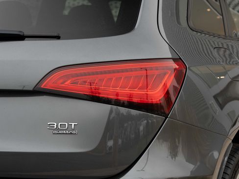 Used 2017 Audi Q5 3.0T Premium Plus AWD/4WD image 24