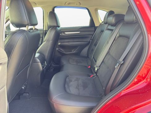 Used 2019 MAZDA CX-5 Touring image 16