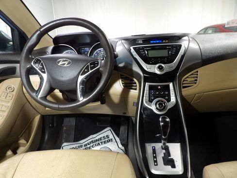 Used 2012 Hyundai Elantra Limited FWD image 13