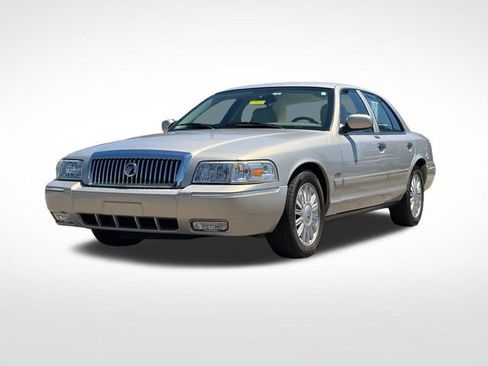 Used 2009 Mercury Grand Marquis LS RWD image 18