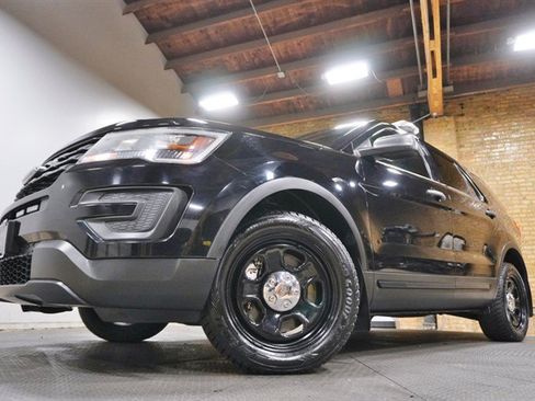 Used 2016 Ford Explorer 4WD Police Interceptor w/ Interior Upgrade Package image 3