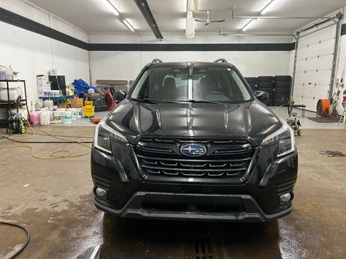 Used 2023 Subaru Forester Premium AWD/4WD image 10
