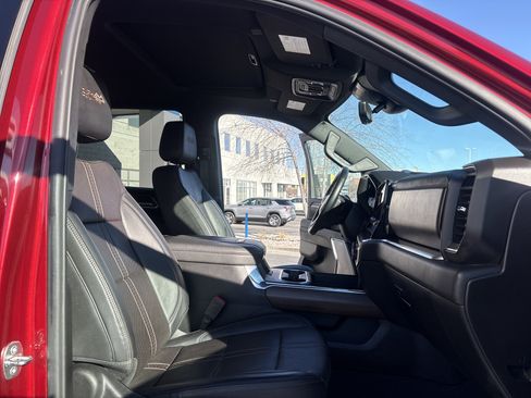 Used 2024 Chevrolet Silverado 3500 High Country w/ High Country Premium Package image 28