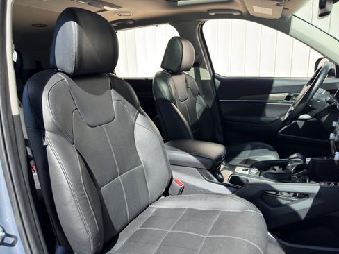 Used 2021 Kia Telluride EX w/ EX Premium Package FWD image 36