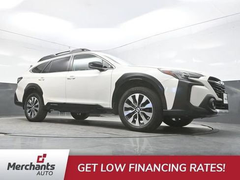 Used 2023 Subaru Outback Limited AWD/4WD image 41