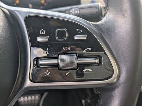 Certified 2022 Mercedes-Benz A 220 4MATIC image 13