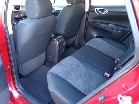 Used 2015 Nissan Sentra SV FWD image 14