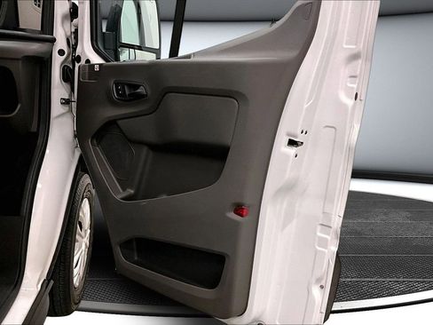 Used 2020 Ford Transit 350 XLT image 28