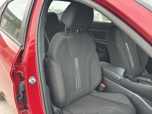 New 2025 Hyundai Elantra Sport image 28