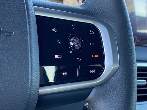 New 2026 Nissan Armada Platinum image 33