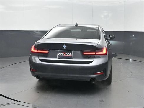 Used 2019 BMW 330i Sedan w/ Convenience Package image 32