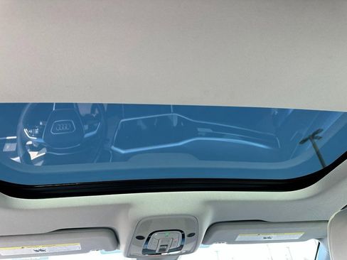 Used 2024 Audi A6 Premium Plus image 11