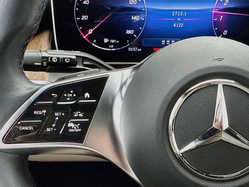 Certified 2026 Mercedes-Benz GLC 300 image 11