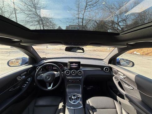 Used 2018 Mercedes-Benz GLC 300 4MATIC image 35