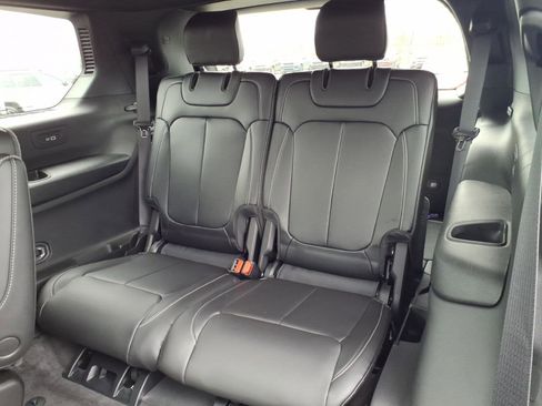 New 2026 Jeep Grand Cherokee L Limited AWD/4WD image 9