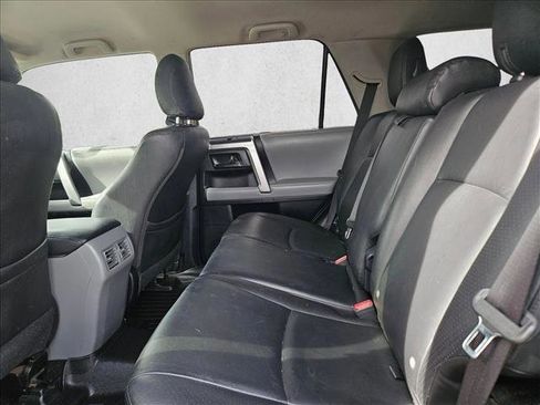 Used 2013 Toyota 4Runner SR5 image 10